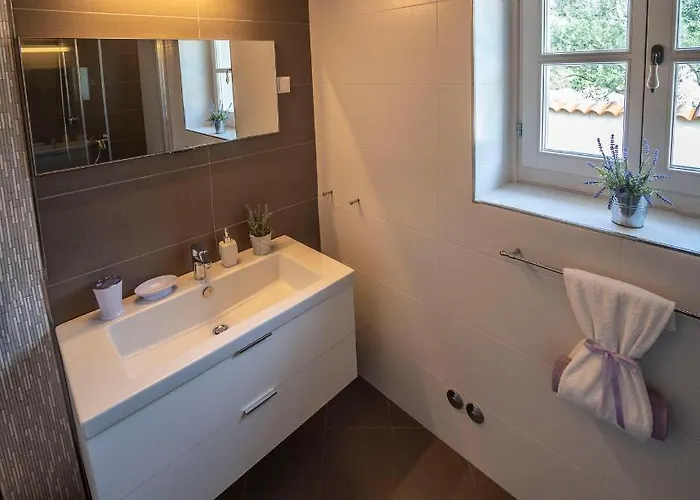 Pavicini 2181 Villa Segotici